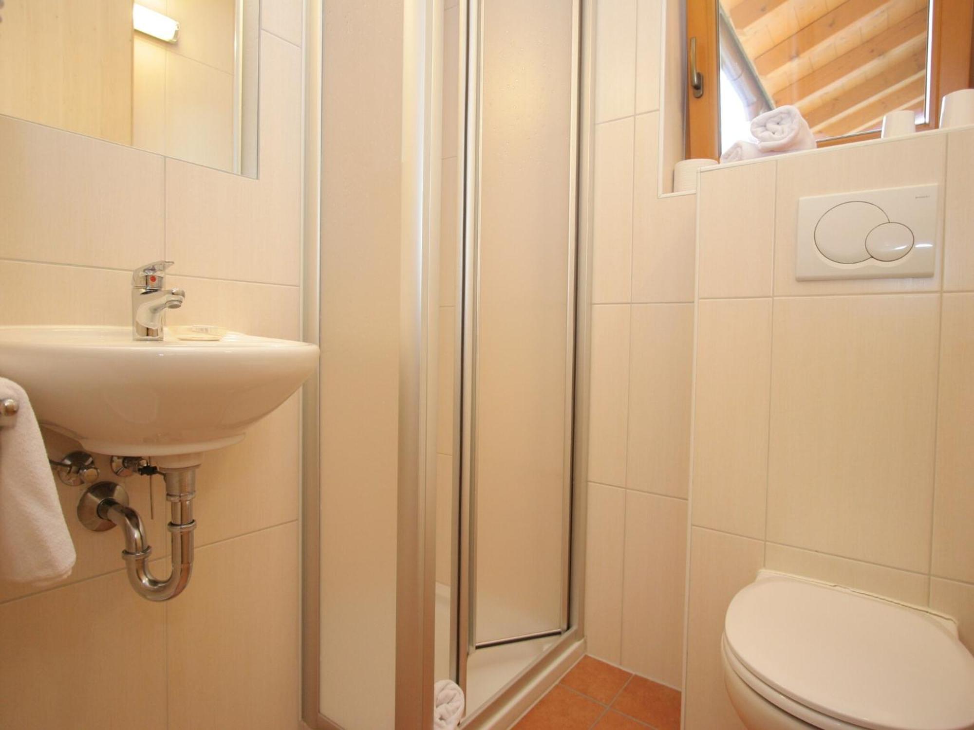 Spacious Apartment In Uderns Near Ski Area Exteriör bild
