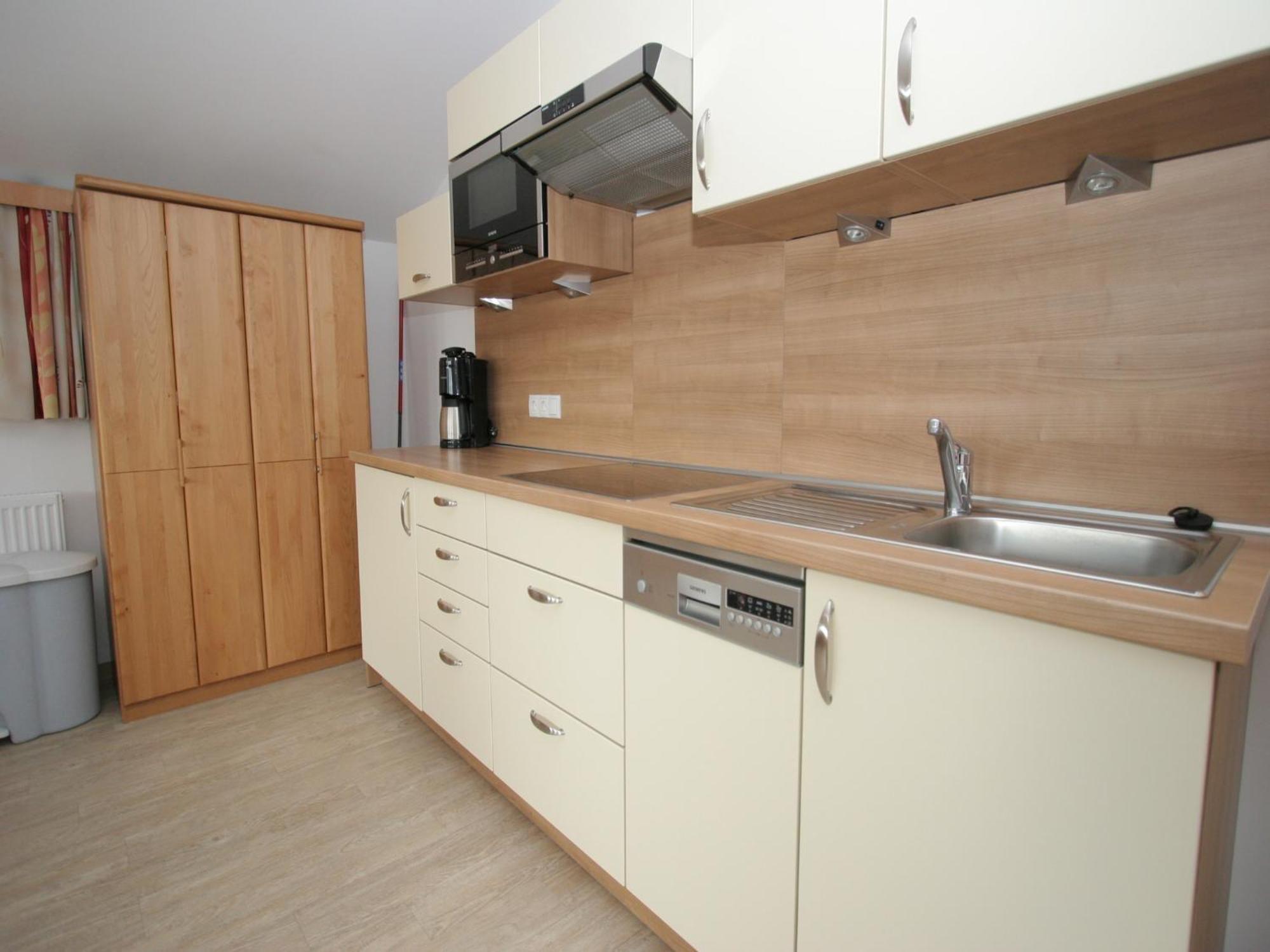 Spacious Apartment In Uderns Near Ski Area Exteriör bild