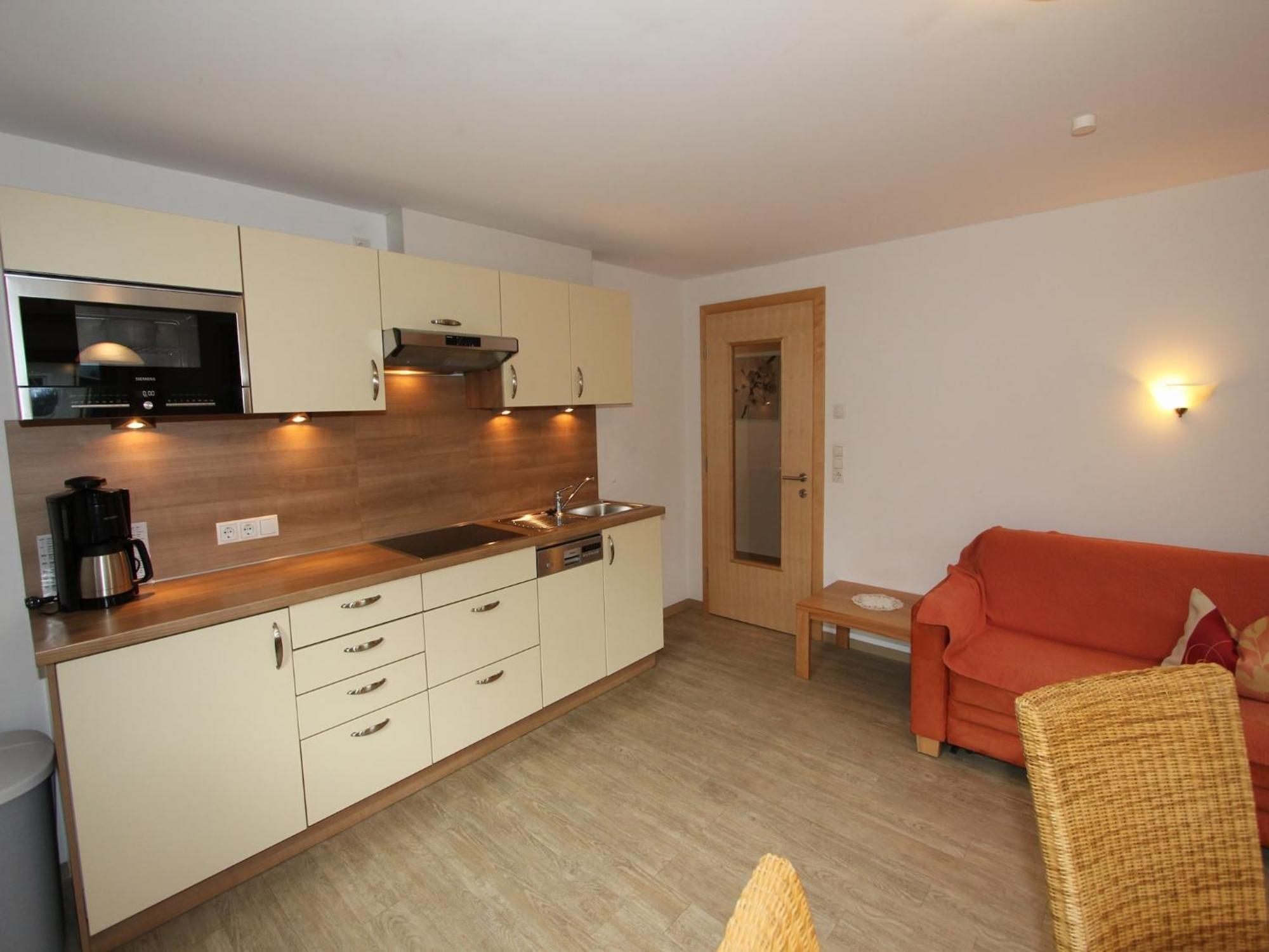 Spacious Apartment In Uderns Near Ski Area Exteriör bild
