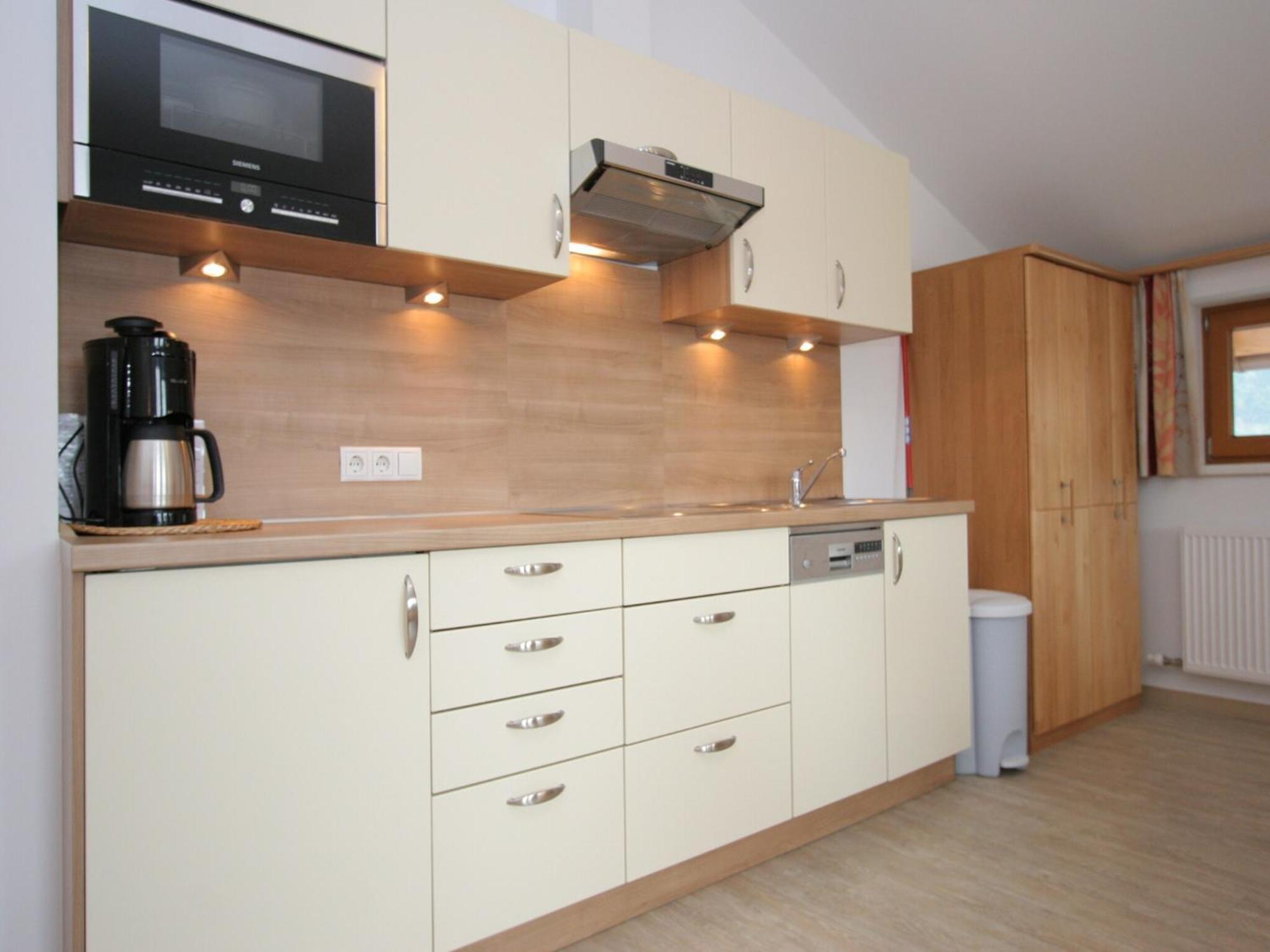 Spacious Apartment In Uderns Near Ski Area Exteriör bild