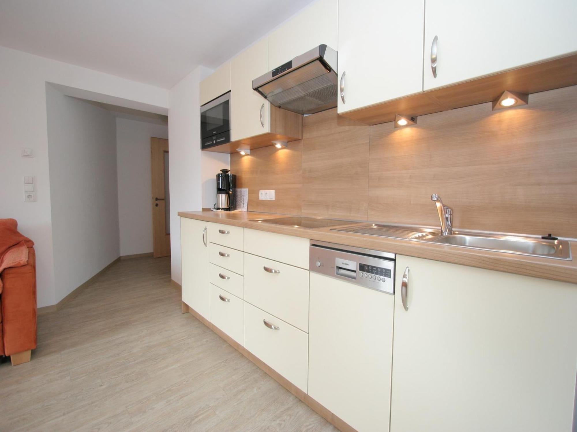 Spacious Apartment In Uderns Near Ski Area Exteriör bild